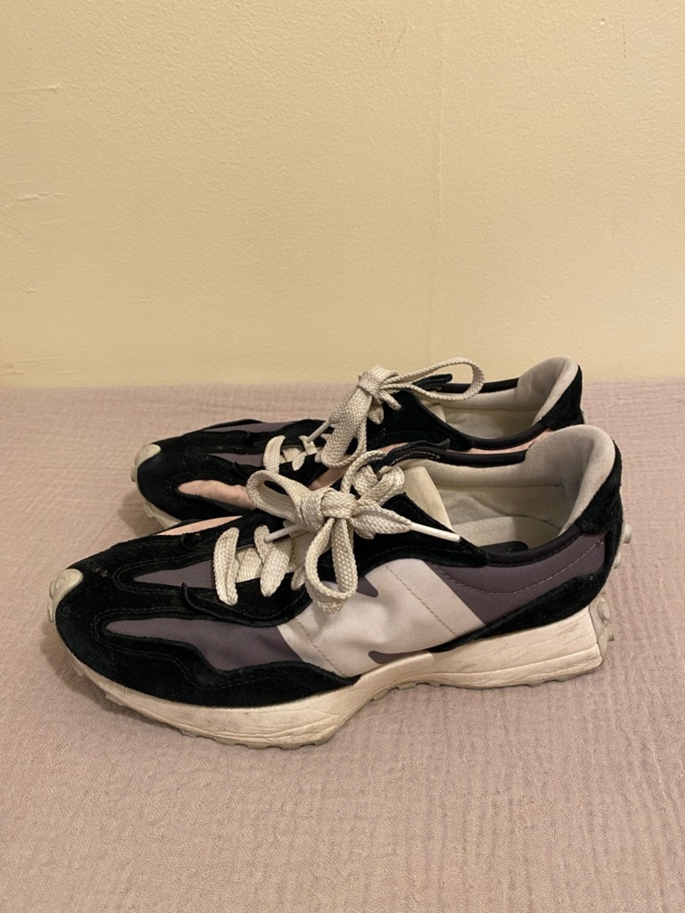 New Balance 327 Chunky Black and Pink Suede Wave Sneakers. Size 8.5 - Picture 5 of 14